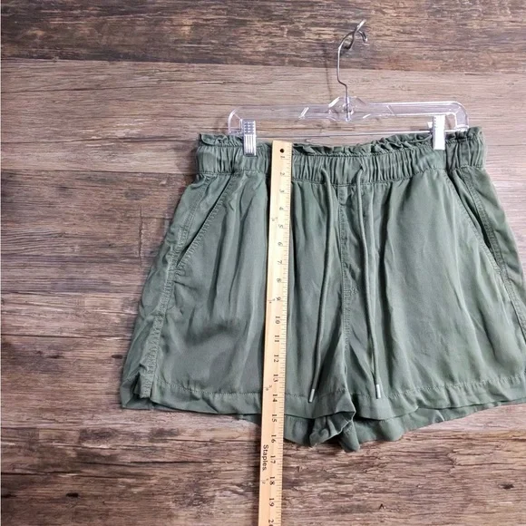 LOFT Olive Green Women's Drawstring Shorts - Picture 3 of 6